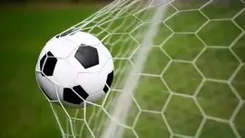 泰森直言渴望与梅威瑟对决：对手完美无瑕，唯有暗算可赢